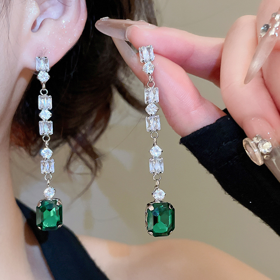 Green Square Zircon Dangle Ear - đánh giá và giá Women'S Green Formal Wear